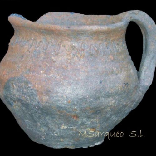 Pieza cerámica medieval buena conservación